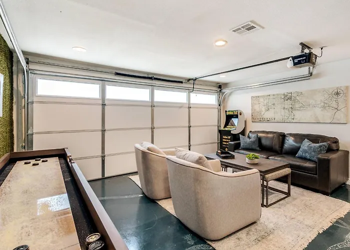 Minutes To Old Town 4bdr/3ba Sports Bar Game Room! * Scottsdale
